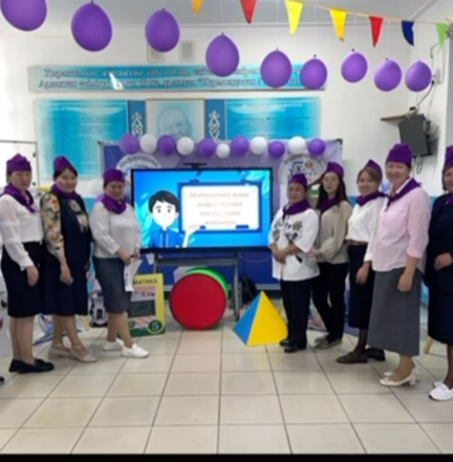 Математика және Информатика апталығының жабылуы. Пән мұғалімдері апталықтағы өткізген ашық сабақ, сыныптан тыс сабақ, көңілді қоңыраулар және де оқушылар арасындағы жарыстардан фото коллаж жасап, Ұстаздар мен оқушылар арасында жүзден жүйрік, мыңнан т