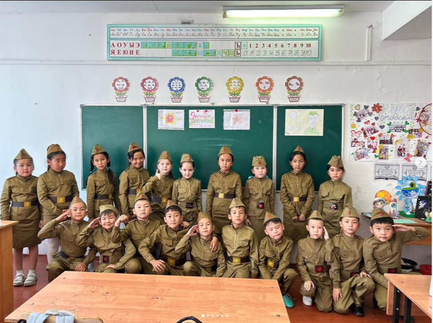 Жеңіс күні — жеңіске жеткен күнің, Тоғызыншы мамырда тойлатып.