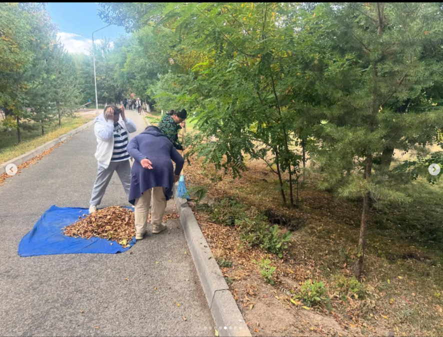 "Таза Қазақстан"экологиялық бағдарламасының іс-шаралар жоспарын орындау мақсатында Н.Алдабергенов атындағы орта мектебінің ұжымы орталық саябақта тазалық жұмыстарын жүргізді!