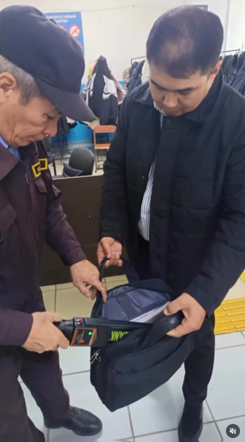 Бүгін 20.10.2025 күні Н. Алдабергенов атындағы орта мектебінде, азаматтық қорғаныс жоспарына сәйкес терроризмға қарсы алдын алу жұмыстары жүргізілді.