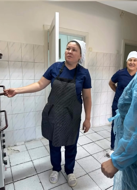 7.11.2025 ж.  Бүгін мектеп асханасында бракераж комиссиясы тексеріс жүргізді.