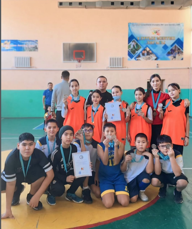 Көксу аудандық Ұлттық мектеп лигасы баскетбол 5-6 сынып Ұлдар 3 орын Қзыдар 3 орын